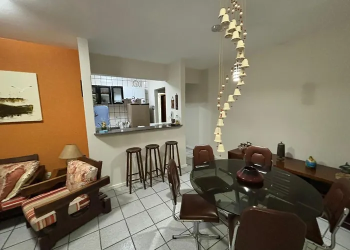 Apartamento na praia de Bombas Edifício Umuarama nº 63, bloco B Bombinhas